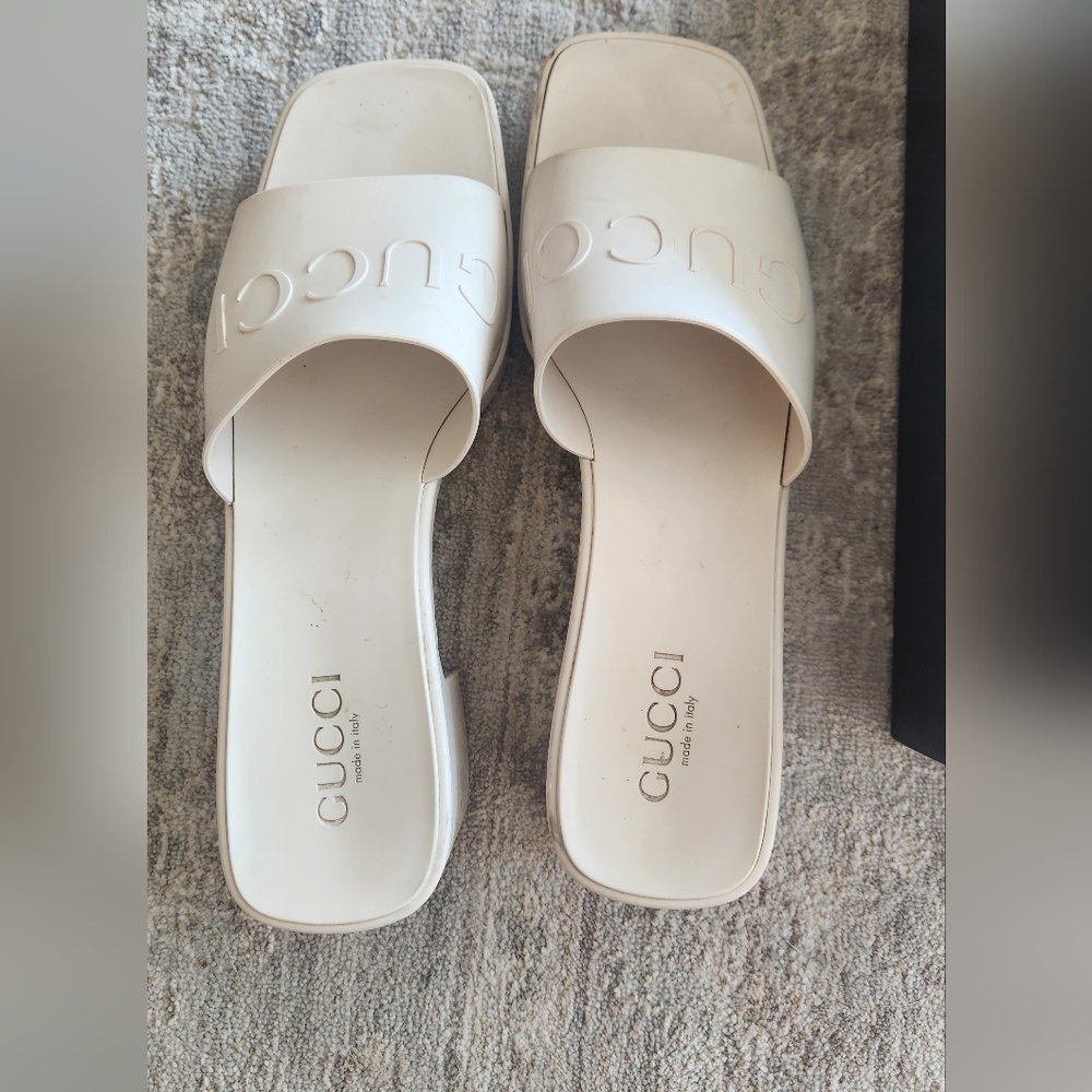 Gucci Women's Ivory Slide Sandals